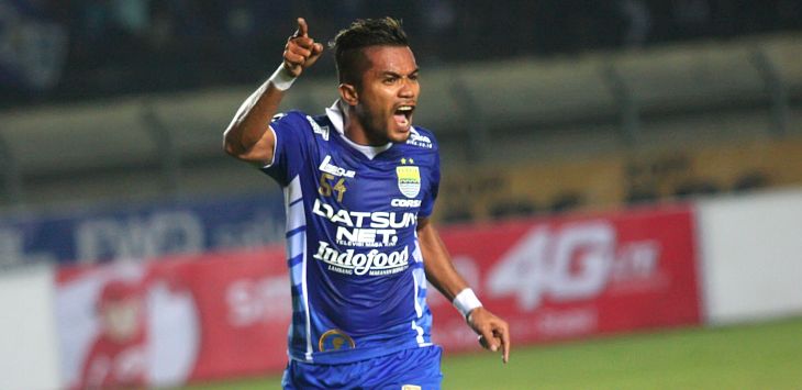  Zulham Zamrun saat berkostum Persib Bandung.