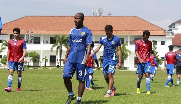 Empat pemain baru gabung latihan Persib