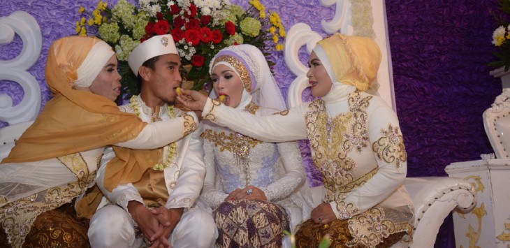 prosesi pernikahan Gelandang Persib M Taufiq dengan Eka. (Ramdhani)