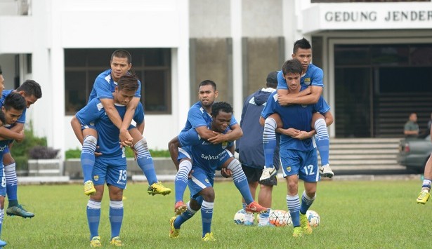 Latihan Persib Bandung. (ferry)