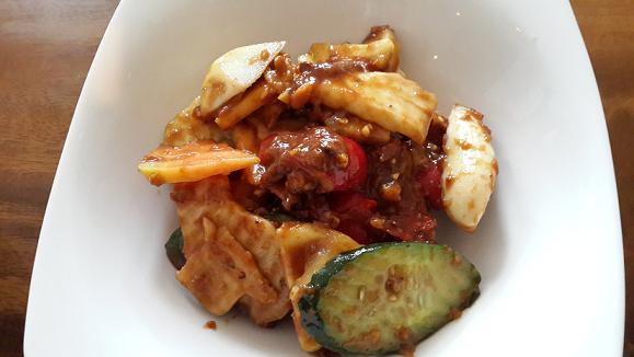 Rujak Jegeg rasa Kacang