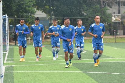 Latihan Persib (ferry)