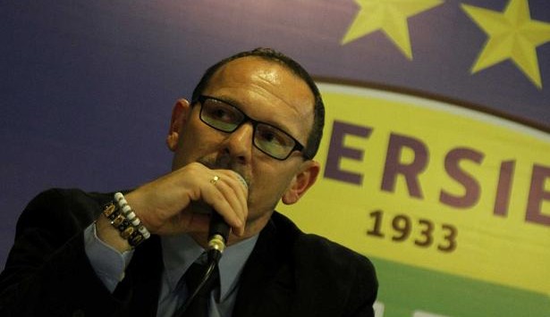 Pelatih Persib Bandung Dejan Antonic. Foto: Khairizal Maris