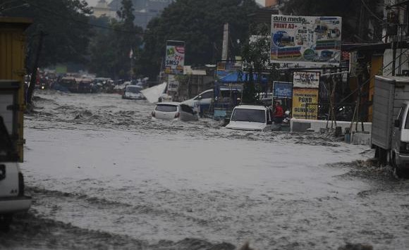 Jalan Pagarsih saat dilanda banjir. (Ramdhani)