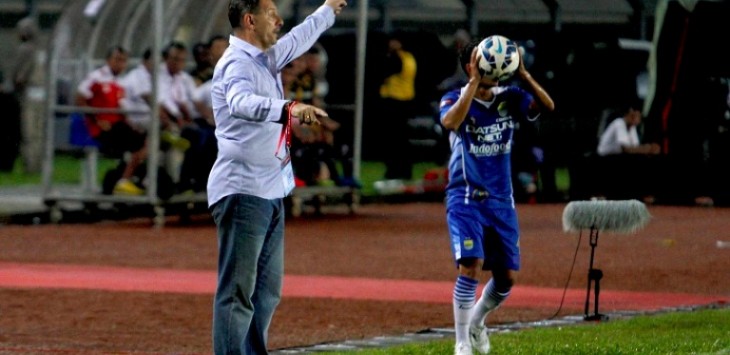 Pelatih Persib Bandung, Dejan Antonic 