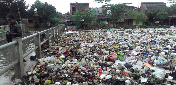 banjir sampah