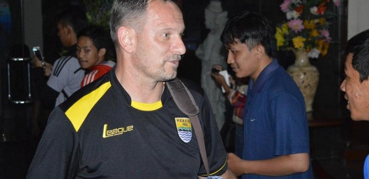 Pelatih Persib Bandung Dejan Antonic. 