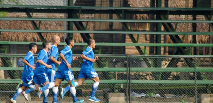 Skuad Persib Bandung saat sesi latihan tim.