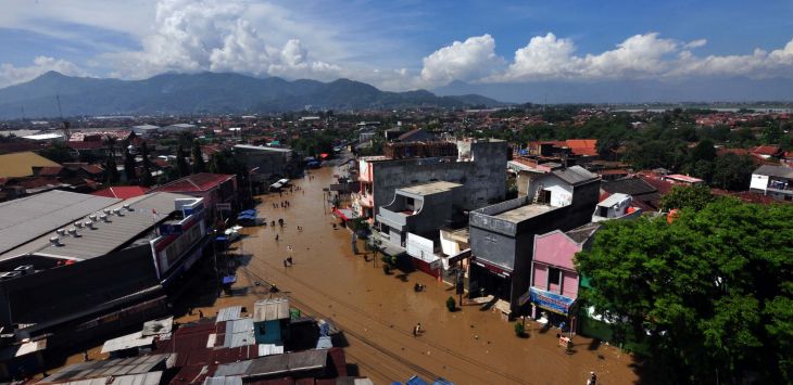 Banjir genangi kawasan Bandung Selatan akibat luapan sungai Citarum. (Riana Setiawan)