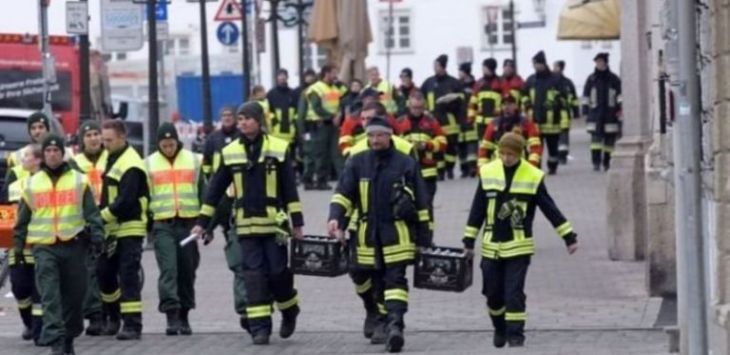 Kepolisian Jerman menjinakkan 1,8 ton bom peninggalan Perang Dunia II. Foto: Getty Images/BBC