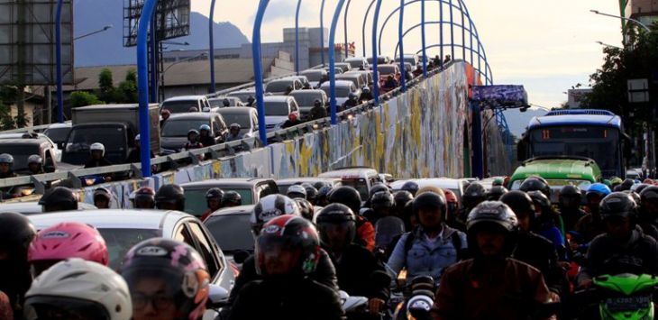 Kawasan flyover Antapani, Foto Riana Setiawan/Radar Bandung