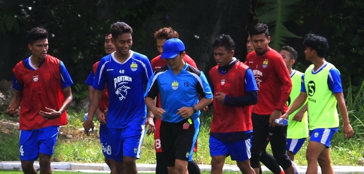 Latihan Persib Bandung.  Foto: Riana Setiawan