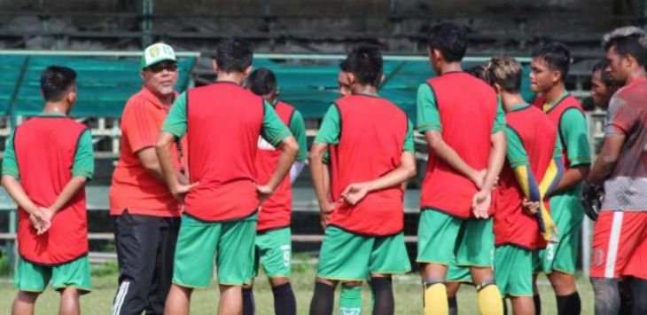 Iwan Setiawan melatih Persebaya Surabaya (ist).