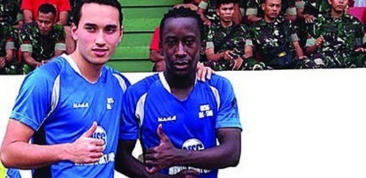 Ezra (kiri) bisa diturunkan melawan Myanmar (Taufiq Ardiansyah/Jawa Pos