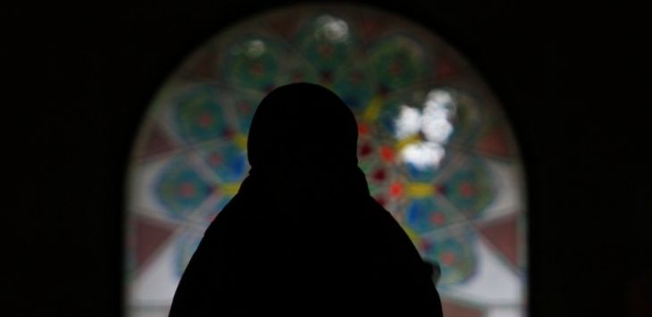 Kegiatan ibadah di Masjid Agung Bandung. FOTO: RIANA SETIAWAN/RADAR BANDUNG