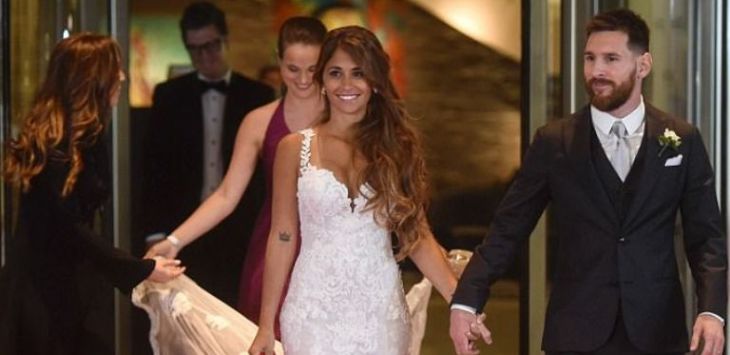 Lionel Messi dan Antonella Roccuzzo resmi menikah. FOTO: AFP
