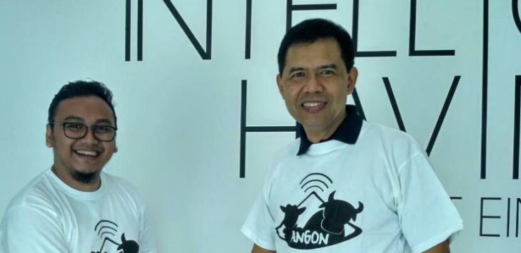 CEO Angon Agif Arianto (kiri) bersama Prof JW Saputro, Executive Director Millenium Challenge Account (MCA) Indonesia.
