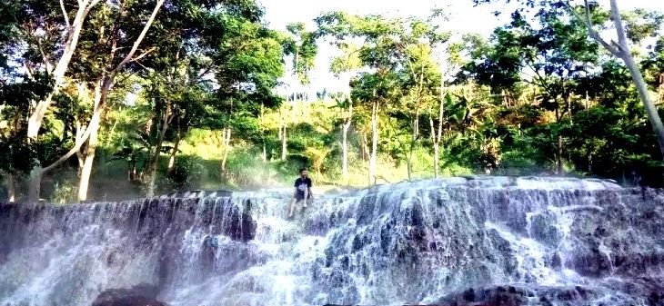 Pemandian Air Panas Nagrak yang berlokasi di Desa Sukajaya, Kecamatan Lembang, Kabupaten Bandung Barat. Foto: Istimewa