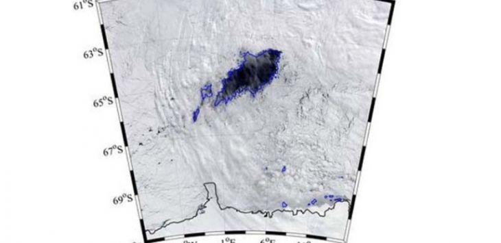 Tampilan satelit yang menunjukkan keberadaan lubang yang berada di lautan es. (NASA Worldview via USA Today)