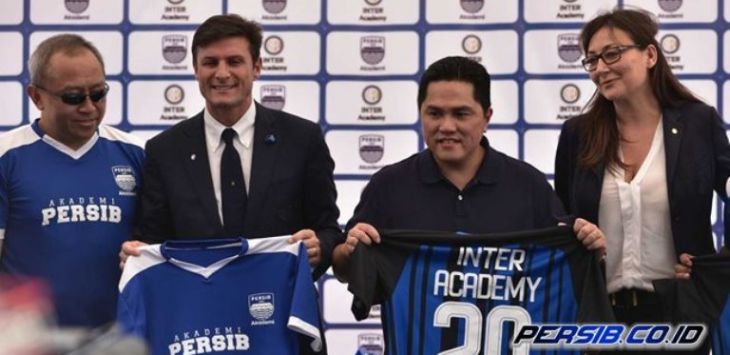 Presiden Inter Milan, Erick Thohir, Direktur Utama Persib, Glenn T. Sugita, Javier Zanetti dan Barbara Biggi (PERSIB.co.id/Rivan Mandala)