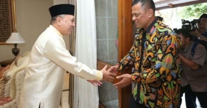 Gatot Nurmantyo saat disambut Zulkifli Hasan