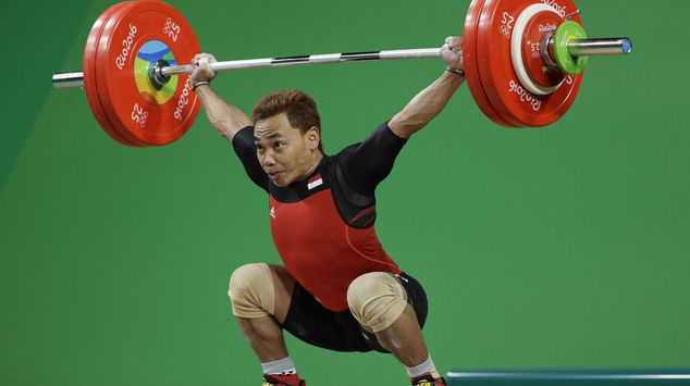 Atlet angkat besi Indonesia Eko Yuli Irawan (AP Photo/Mike Groll)