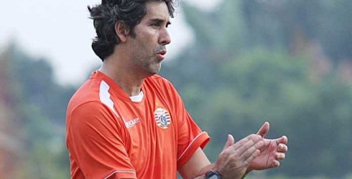 Pelatih Persija, Stefano Cugurra Teco 