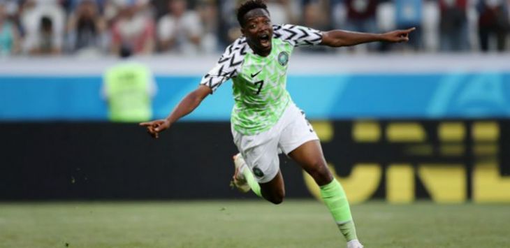 Penyerang Timnas Nigeria, Ahmed Musa saat merayakan golnya ke gawang Islandia.Foto:indosport