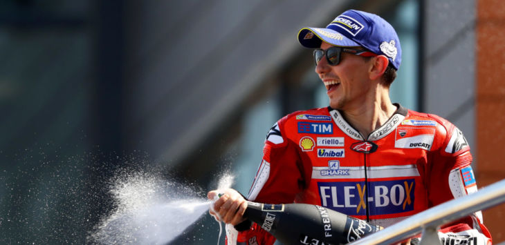 Pebalap Ducati, Jorge Lorenzo. Foto: Dan Istitene/Getty Images)