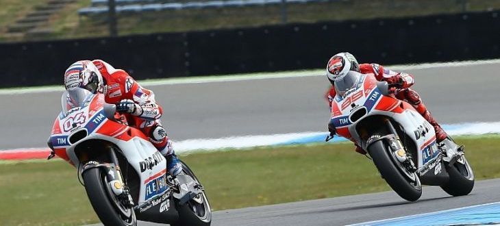 Jorge Lorenzo dan Andrea Dovizioso (Pebalap Ducati Team)