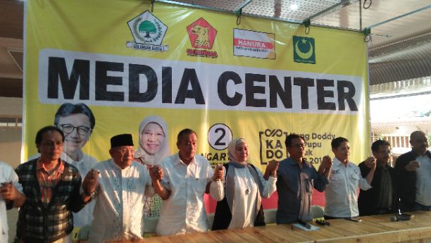 Tim pasangan calon cabup-cawabup KBB nomor urut dua Doddy Imron Cholid-Pupu Sari Rohayati (Kado Pupu).Foto:ayobandung