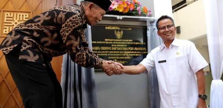 Kadisdik Jabar, Ahmad Hadadi, saat meresmikan gedung Yayasan Pendidikan Persatuan Guru Islam Indonesia (YP PGII) 1 Bandung di Jalan Panatayuda, Kota Bandung, Rabu (11/7/2018) lalu. Foto:Istimewa