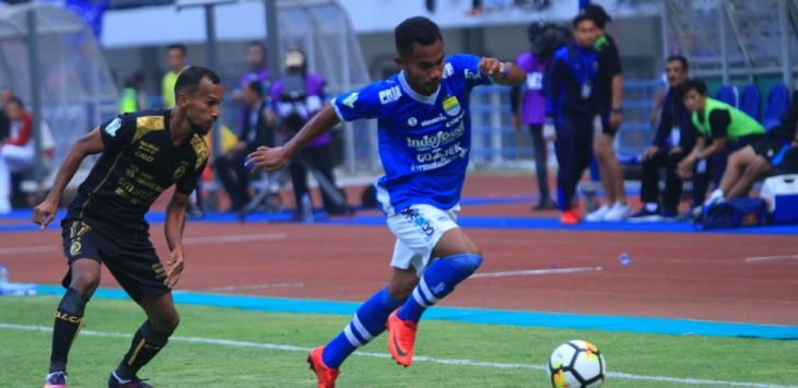 Ardi Idrus saat tampil bersama Persib vs Sriwijaya FC. Foto:Riana Setiawan/Pojokbandung 