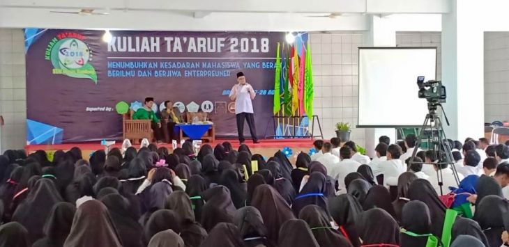 408 mahasiswa baru Sekolah Tinggi Agama Islam Persatuan Islam (STAIPI) Bandung mengikuti Kuliah Ta'aruf di GSG Qornul Manazil Bandung, Foto:Istimewa for Pojokbandung 