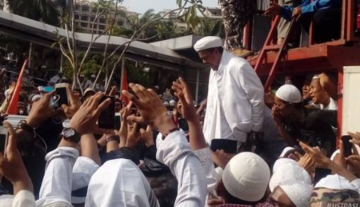 Imam Besar FPI (Front Pembela Islam) Habib Rizieq Shihab. Foto:jpnn