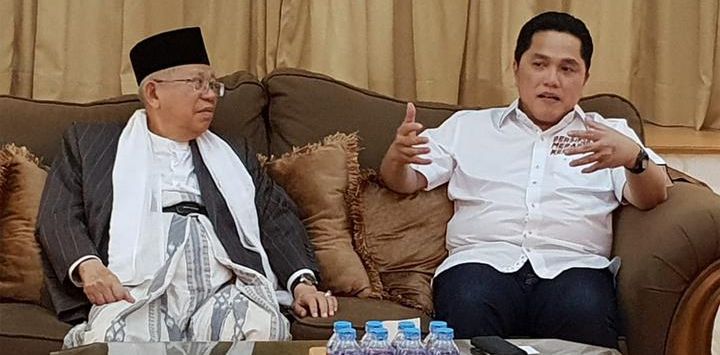 Ketua Tim Kampanye Nasional Joko Widodo - KH Ma'ruf Amin (TKN Jokowi - Ma’ruf) Erick Thohir berbincang dengan Cawapres KH Ma'ruf Amin. Foto:tempo