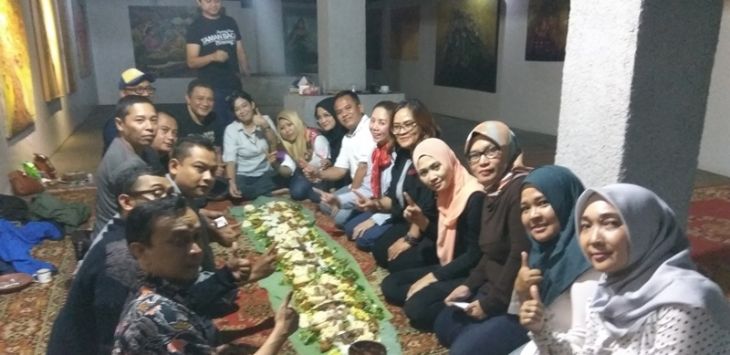 Koperasi Sugih Makmur Jaya (SMJ) Purna TKI Kota Bandung, hadir sebagai salah satu koperasi yang bergerak pada simpan pinjam.