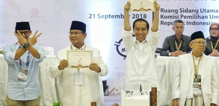 Ray Rangkuti menilai baik kubu Jokowi-Ma'ruf maupun Prabowo-Sandi dinilai masih kurang memperontonkan adu gagasan atau visi. Keduanya sibuk saling sindir menyindir