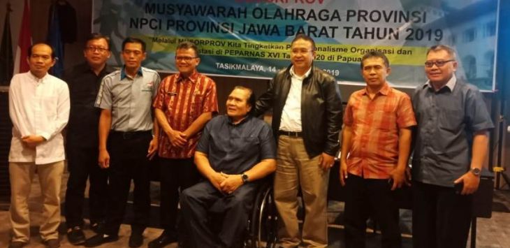 Jajaran Dispora Jabar dan pengurus NPCI Jabar foto bersama saat Musyawarah Olahraga Provinsi (Musorprov) 2019 NPCI Jabar di Face Hotel, Tasikmalaya, Kamis malam (14/3/2019). 