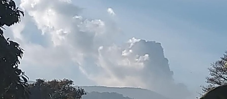 Gunung Tangkuban Parahu erupsi. (ist)