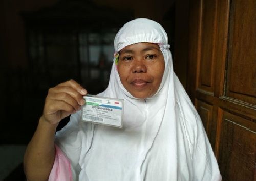 Siti Komariah (51)