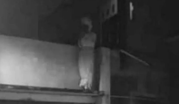 Teror makhluk gaib pocong melanda sejumlah wilayah Tangerang. Tidak hanya di wilayah Kosambi, pocong juga berkeliaran di Teluknaga dan Pakuhaji. Foto/Istimewa