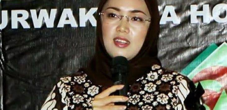 Bupati Purwakarta Anne Ratna Mustika