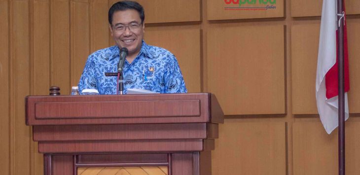 Kepala Bapenda Jabar, Hening Widiatmoko