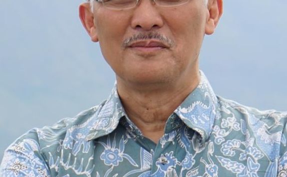 Ketua Dewan Penasehat Yayasan Taman Lalu Lintas Ade Irma Suryani Nasution Prof Dr Ing Yul Yunazwin Nazzarudin
