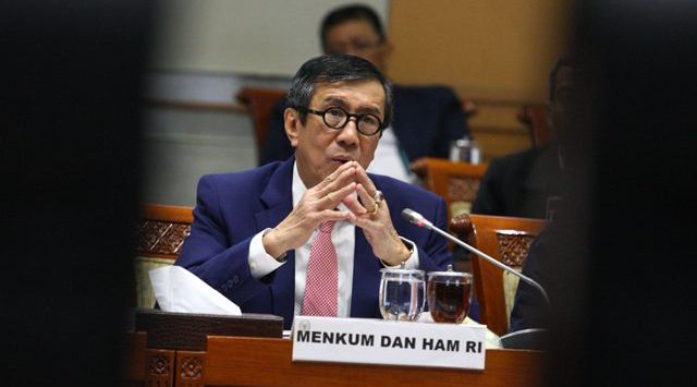 Menkum Ham Yasonna Laoly saat mengikuti raker dengan Komisi III DPR, di Kompleks Parlemen, Senayan, Jakarta. (Dery Ridwansah/JawaPos.com)