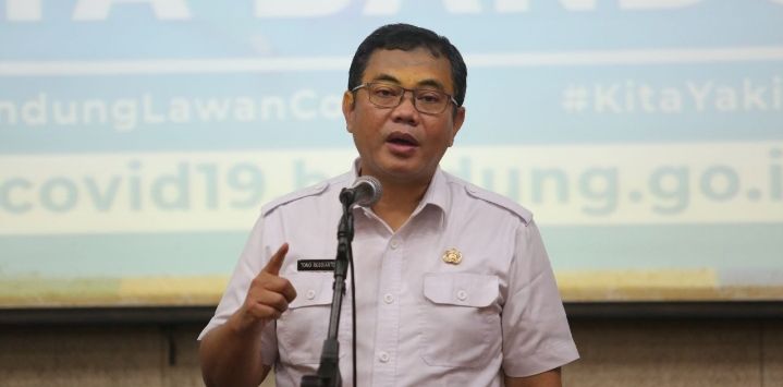Kepala Dinas Sosial dan Penanganan Kemiskinan (Dinsosnangkis) Kota Bandung, Tono Rusdiantono