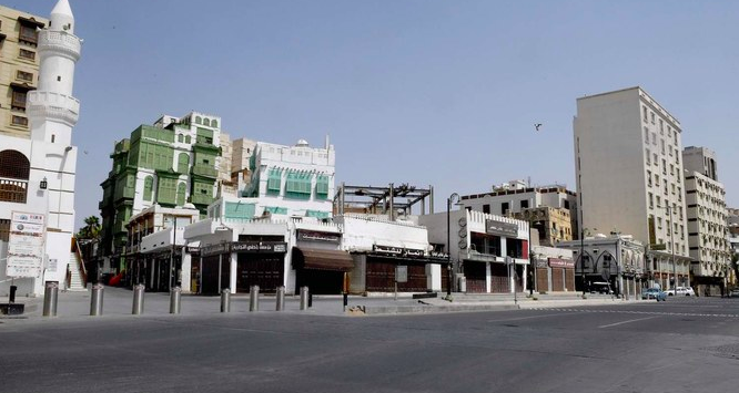 Kondisi Kota Jeddah saat lockdown lagi. Foto: AFP
