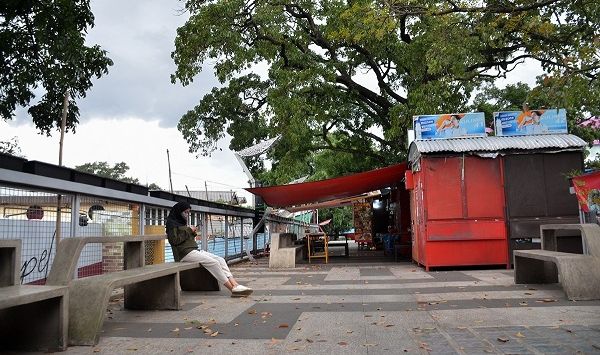 Suasana Skywalk Cihampelas