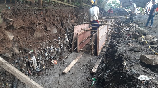 PEMBANGUNAN: Proses pembangunan TPA Cikundul di di Kampung Saluyu RT5/7, Kelurahan Situmekar, Kecamatan Lembursitu, sudah mencapai 61 persen, Jumat (5/2/2021) (foto : IST)